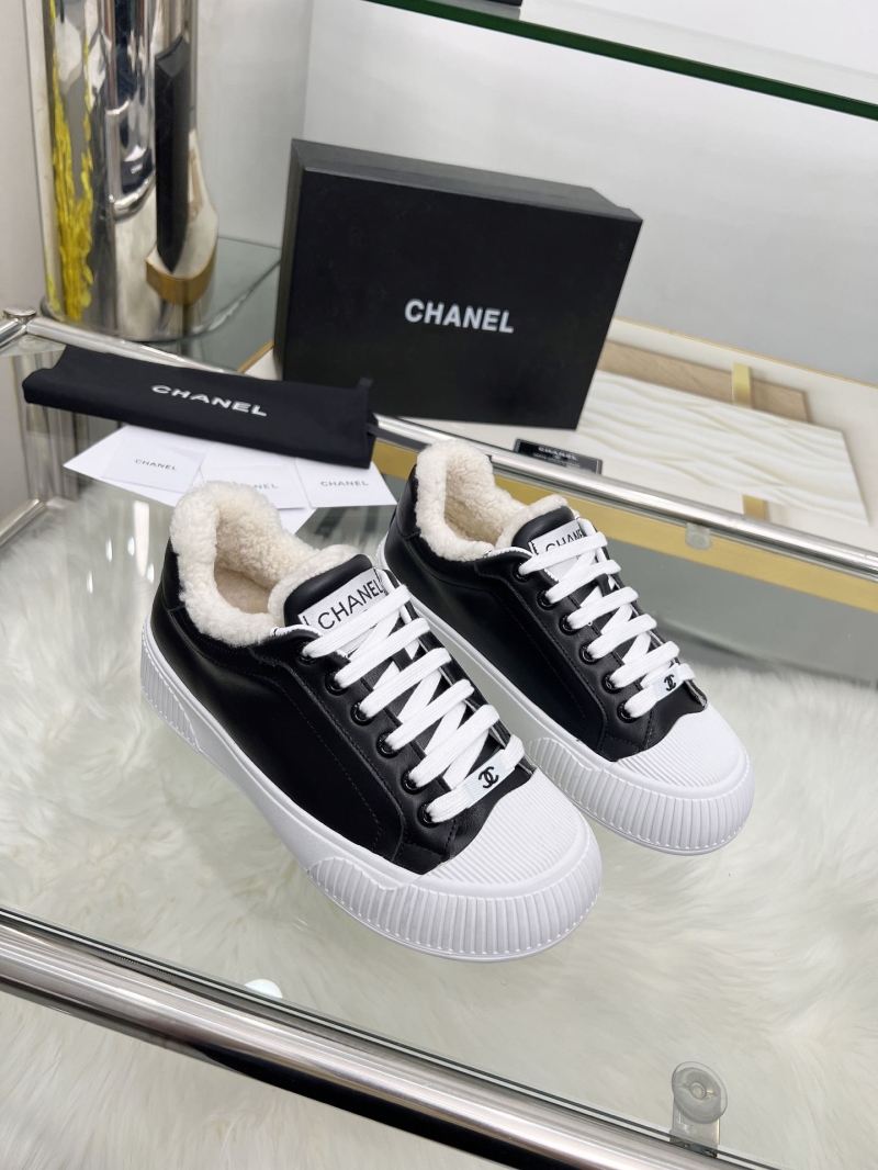 Ch**el sport shoes
